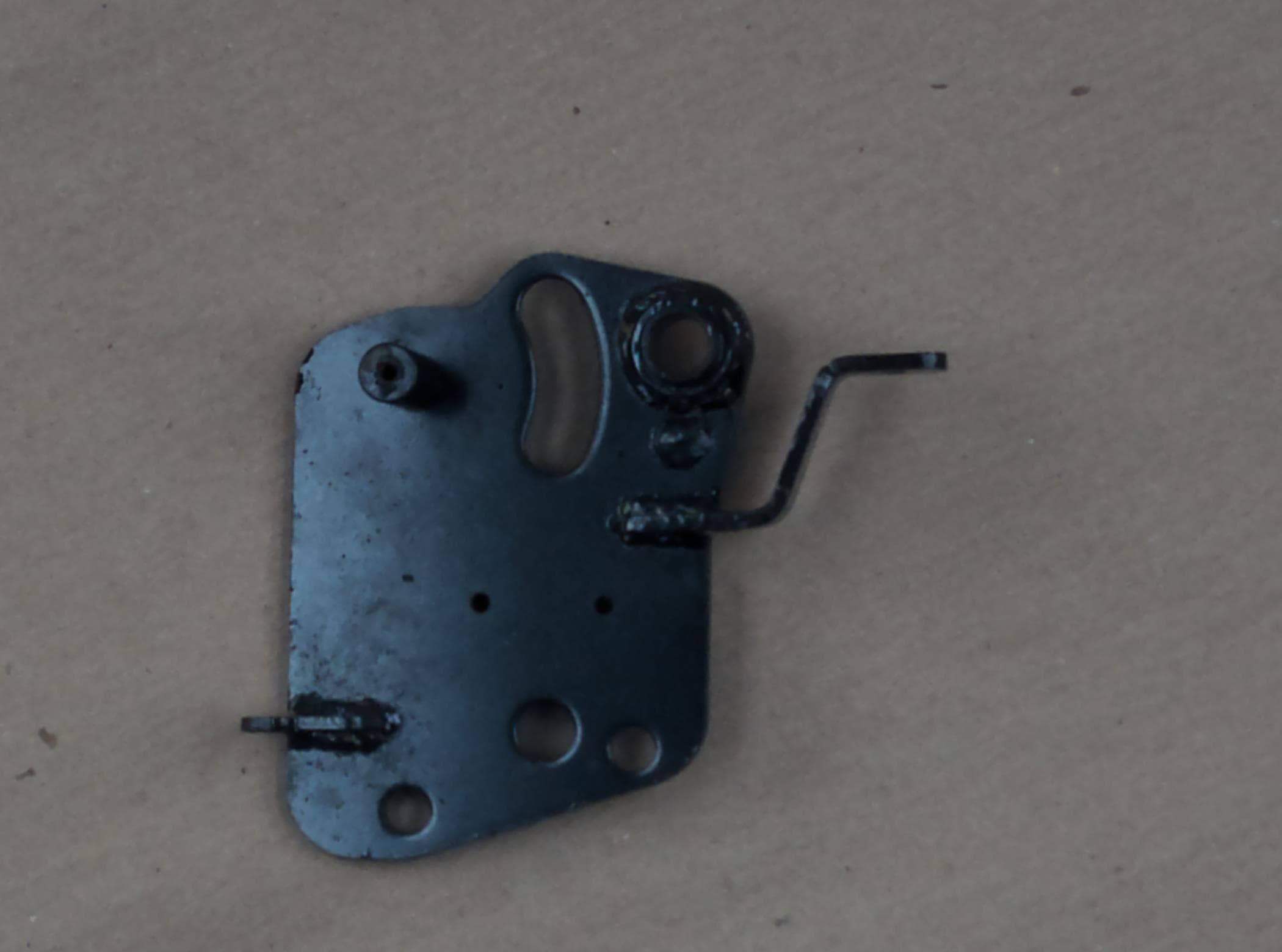 Bracket Auto Lift Lever