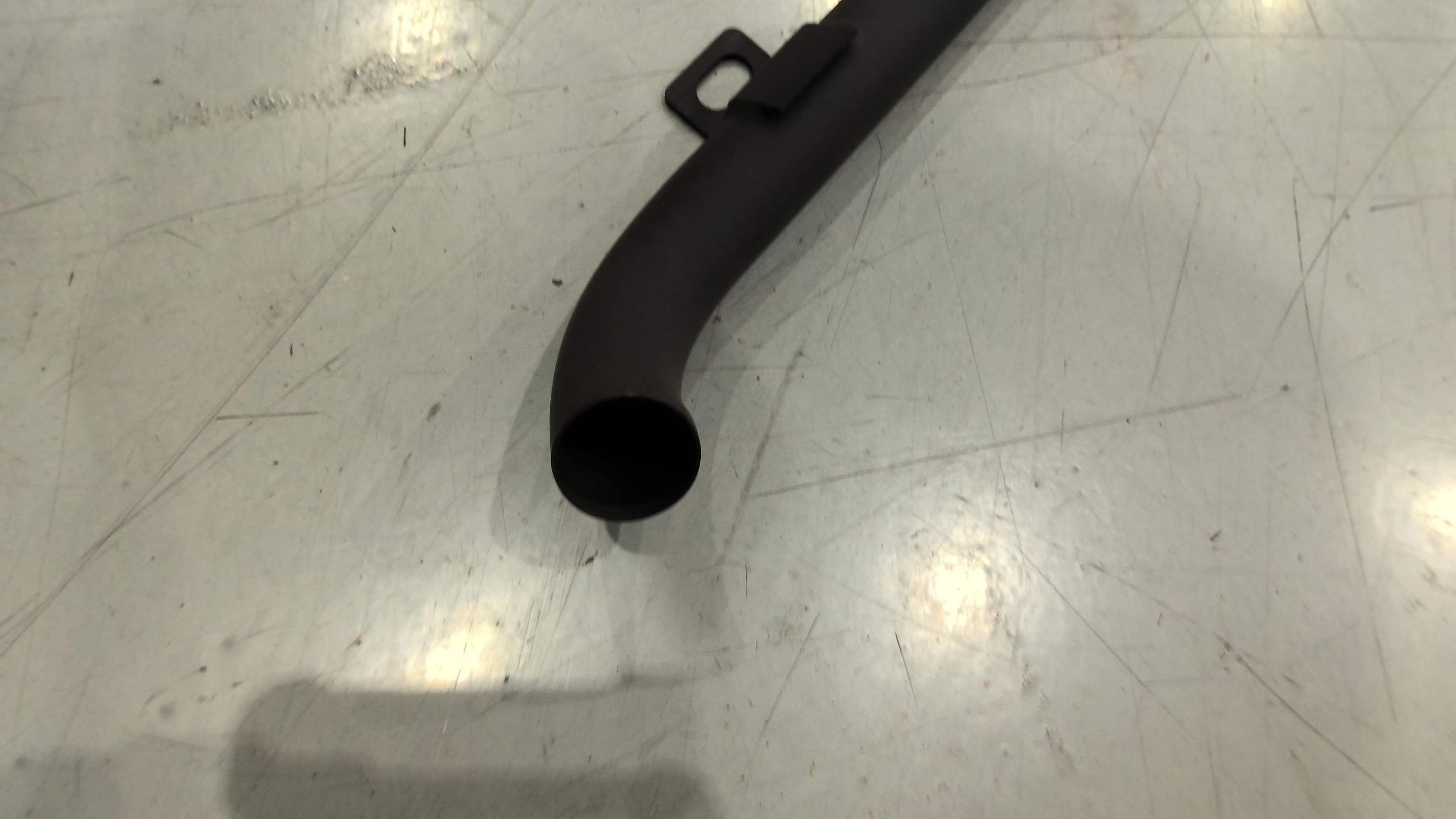 Pipe Tail