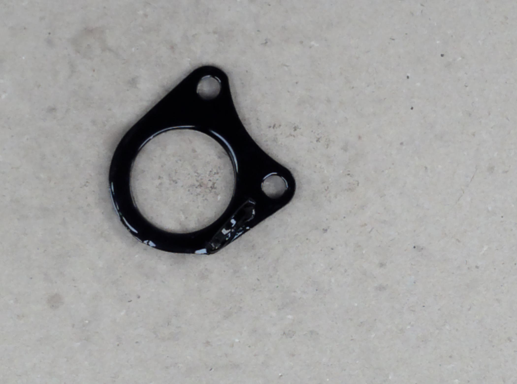 Bracket Steering/Cylinder LH TRG400
