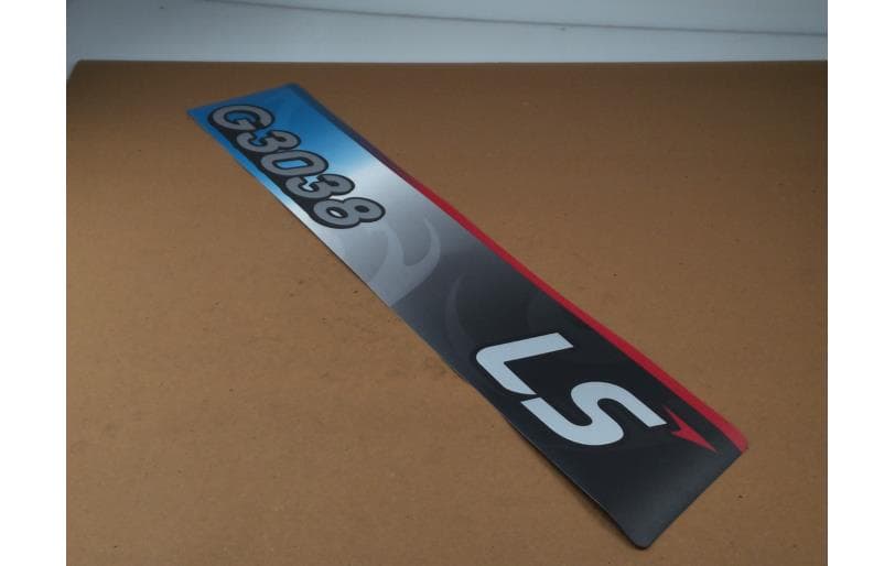 Decal M/d Left