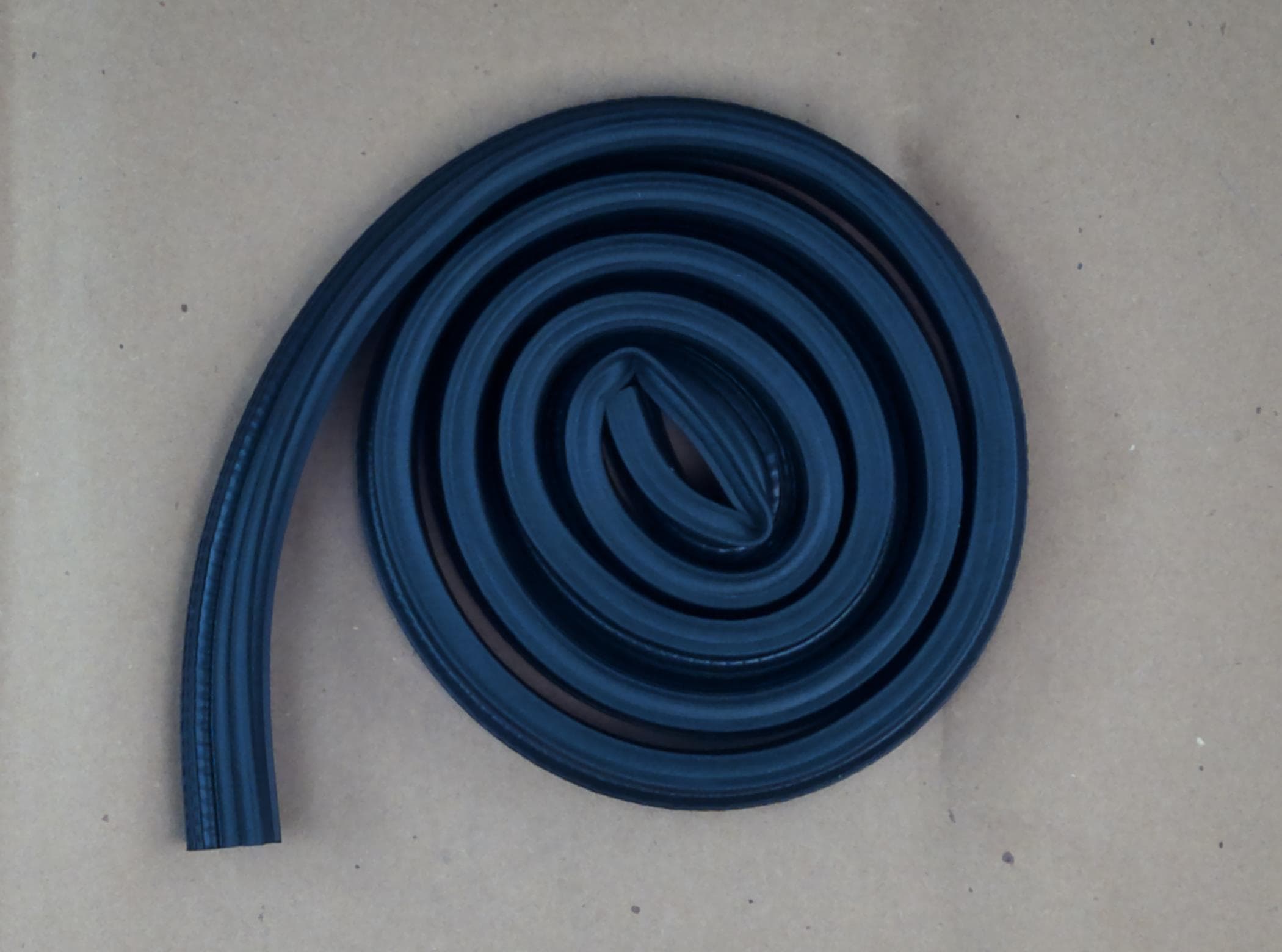 Weather Strip Front Lower U