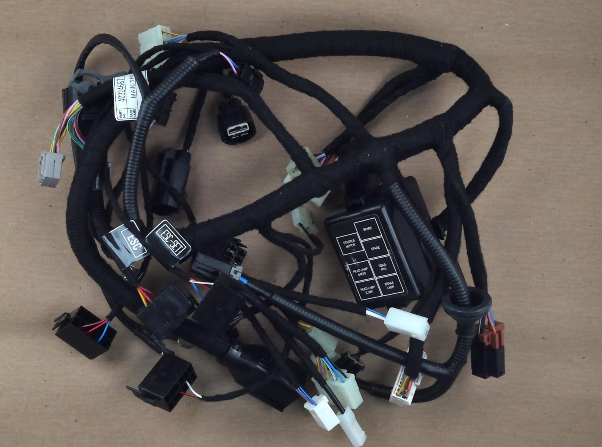 Harness Main