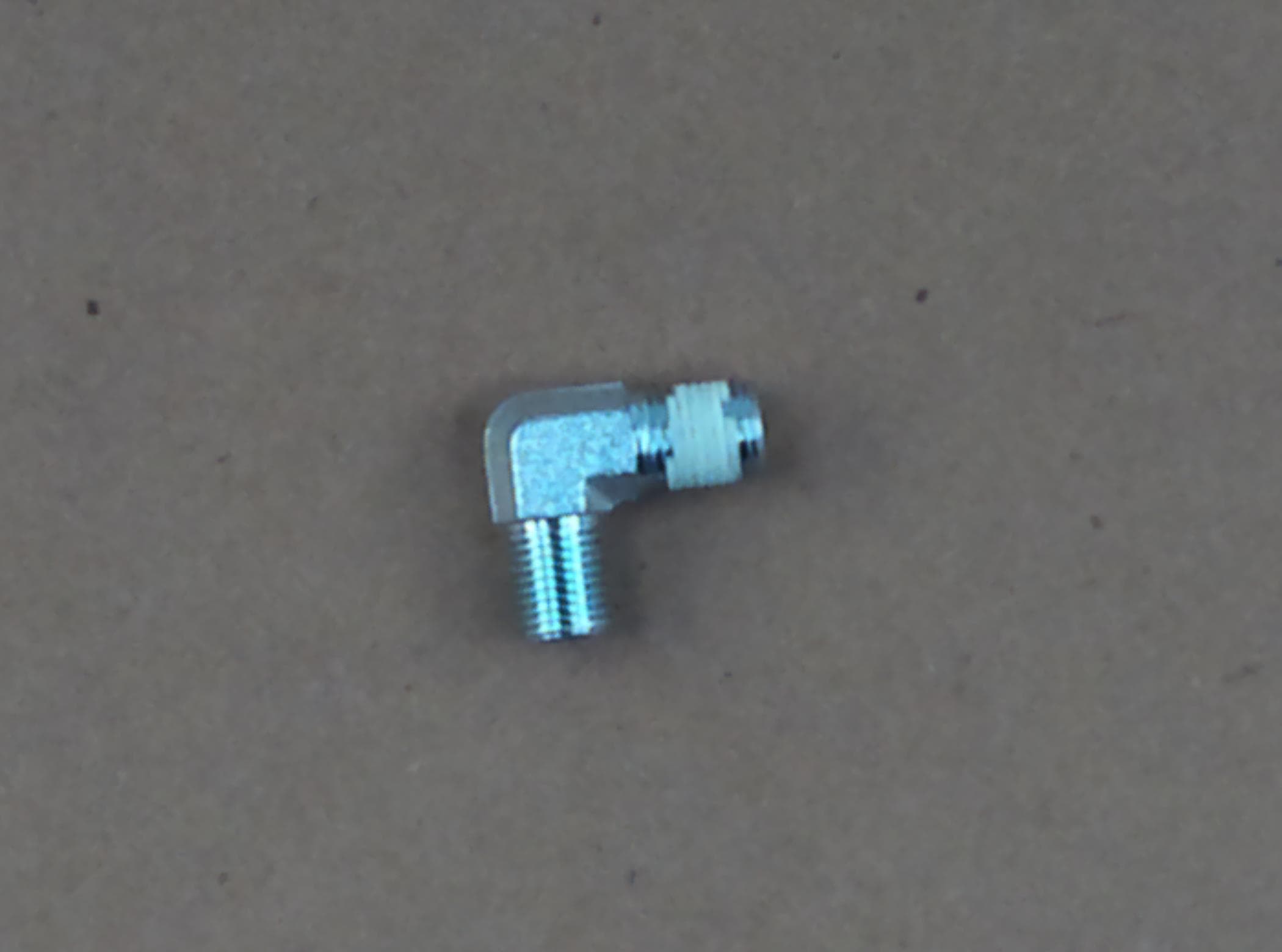 Elbow Steering Cylinder TRG630