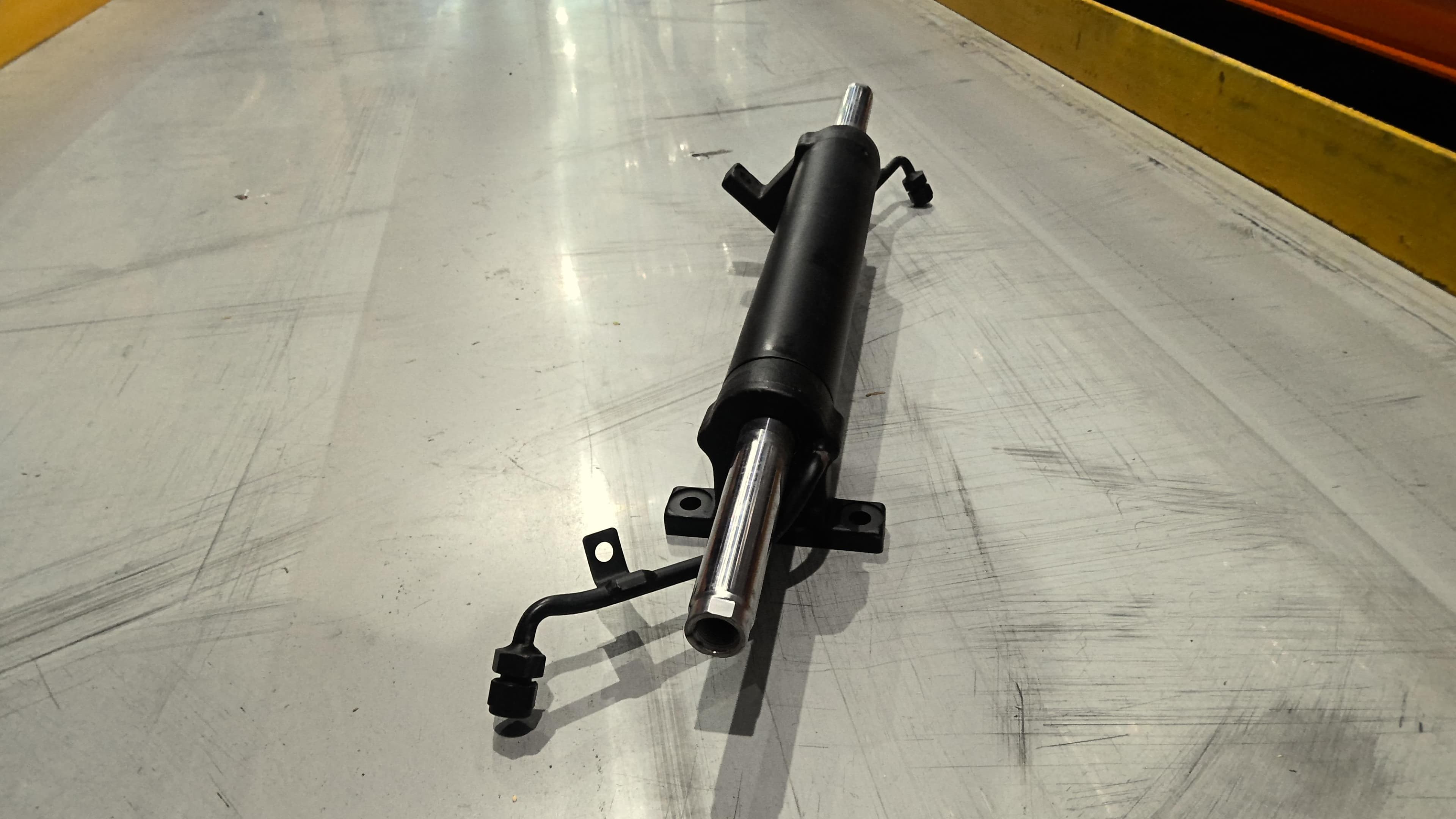 Cylinder Assy Steering Spgl G630