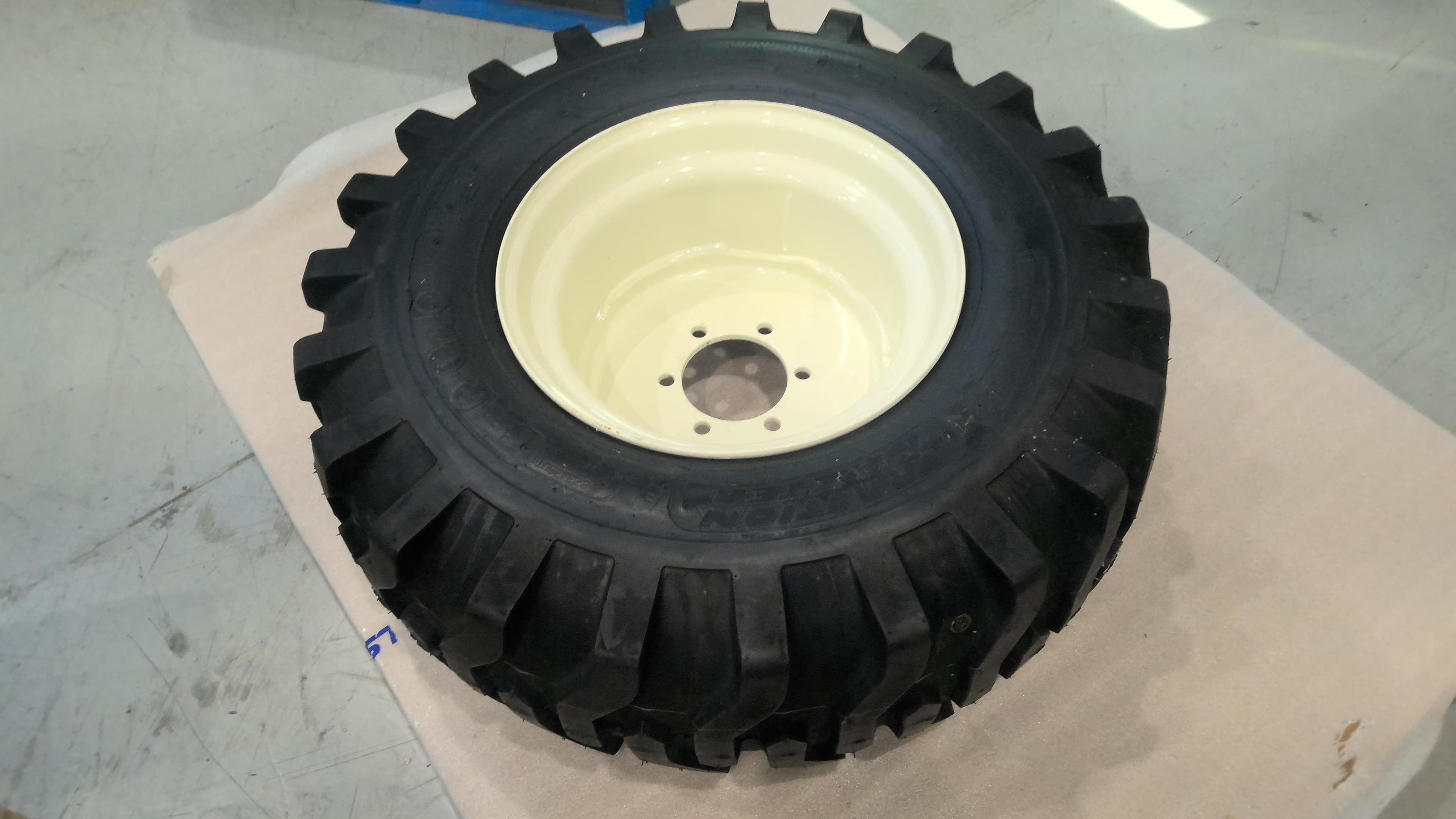 Whl Tire Assy 12x16.5/lh G490