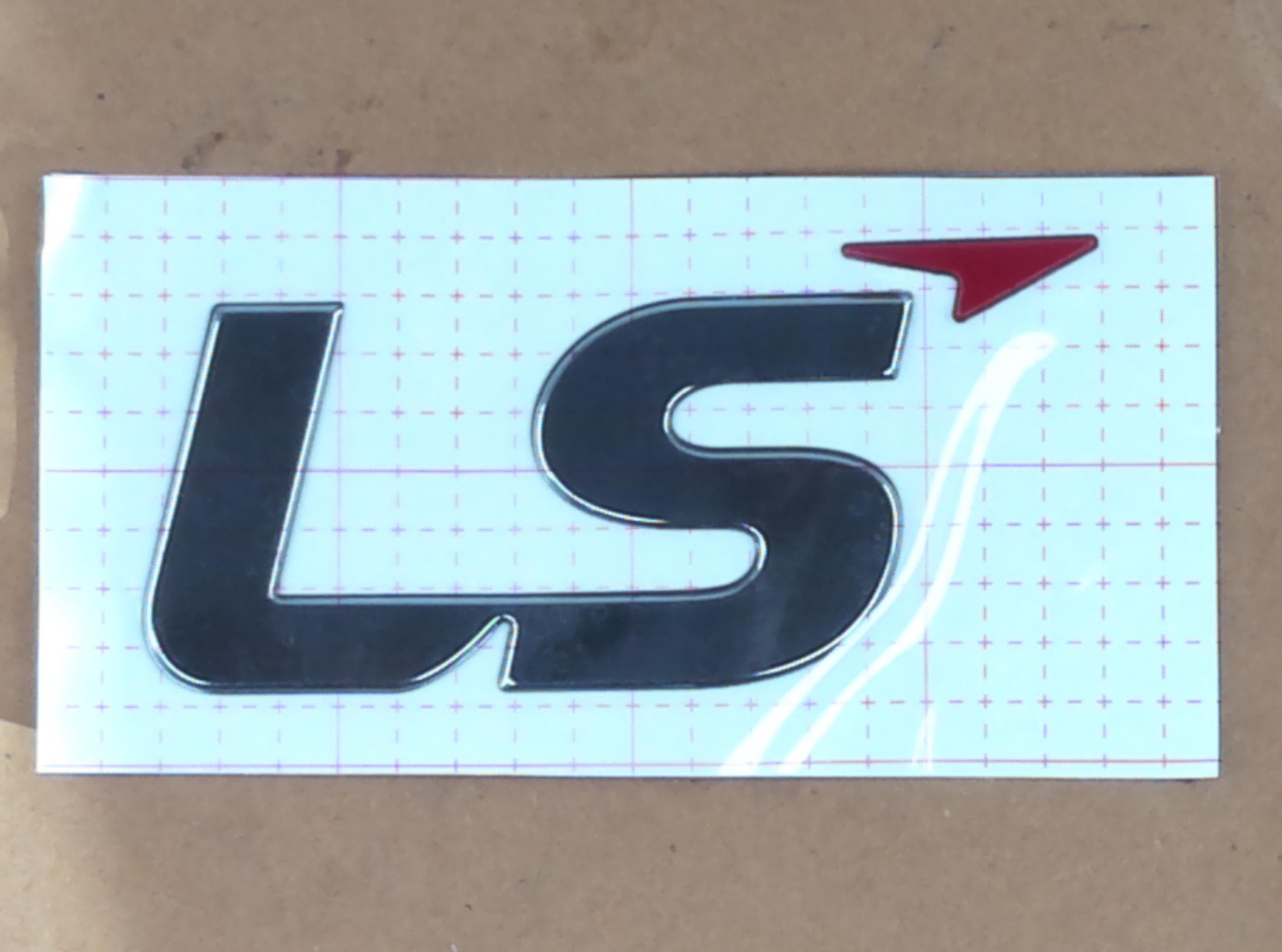 Decal LS Logo(3dg)1.5t L Trg980
