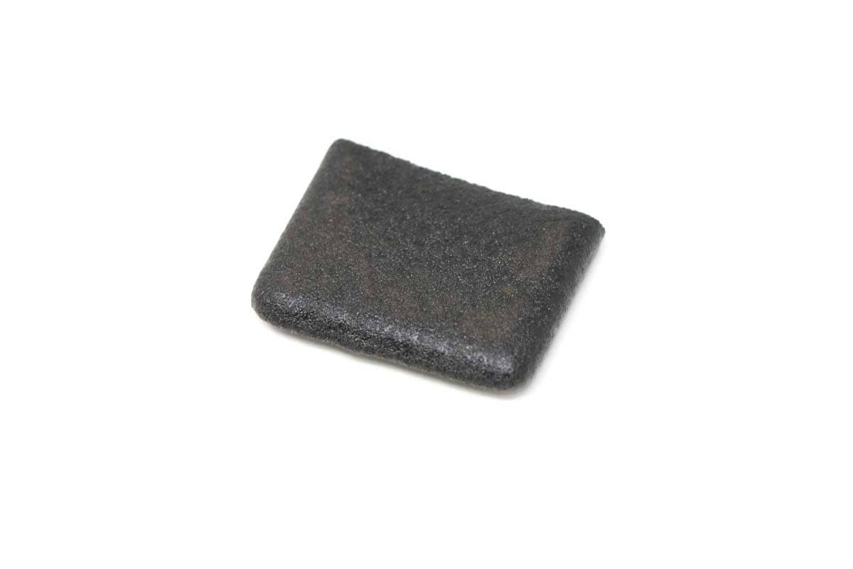 Cap-Footplate Latch