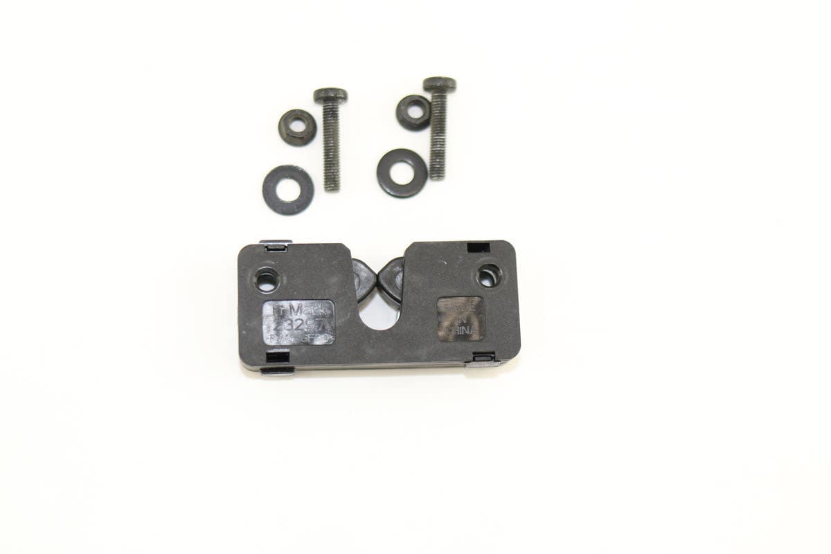 Kit, Latch