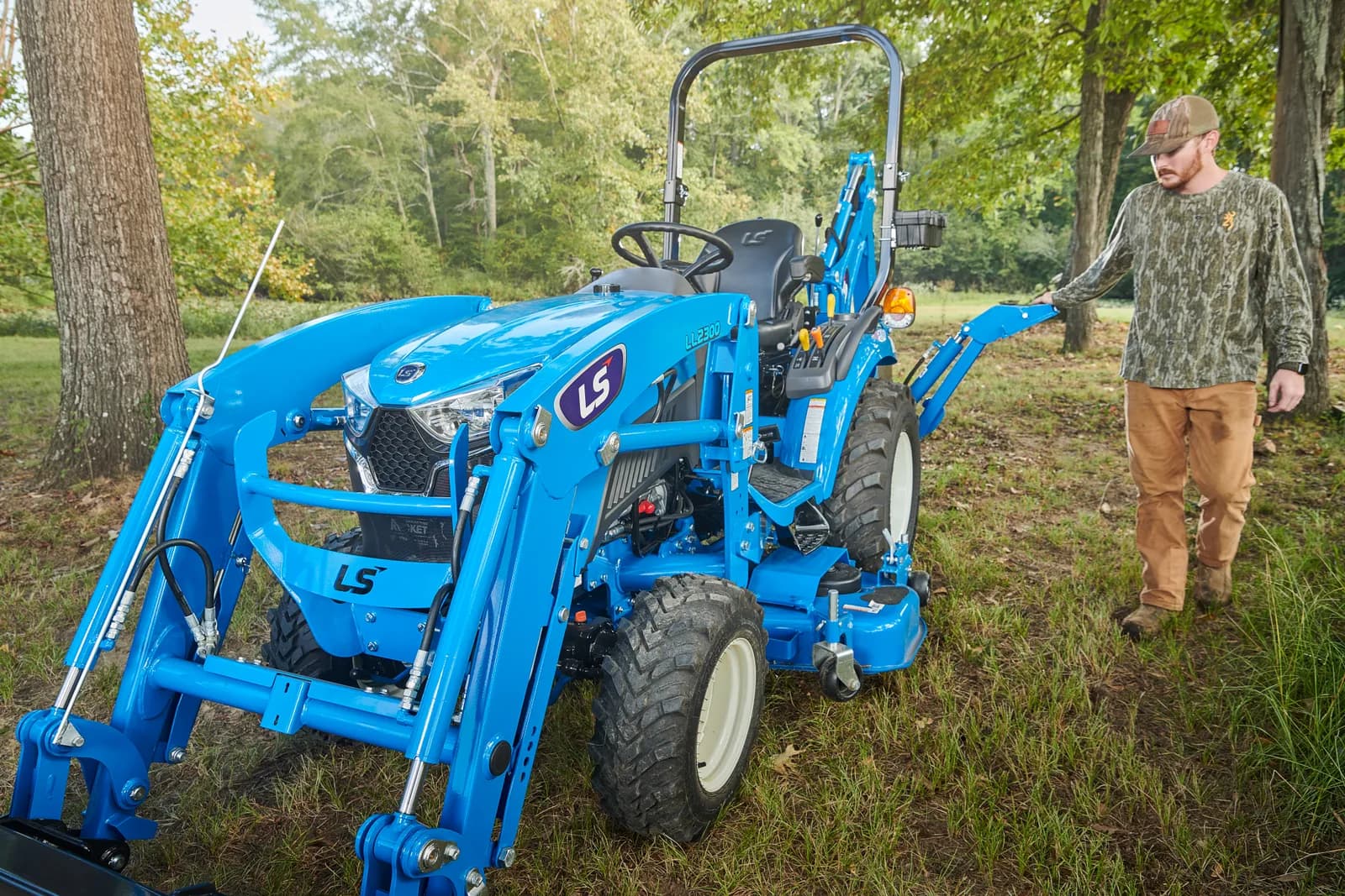 LS LM3560 Mid Mount Mower 60 in