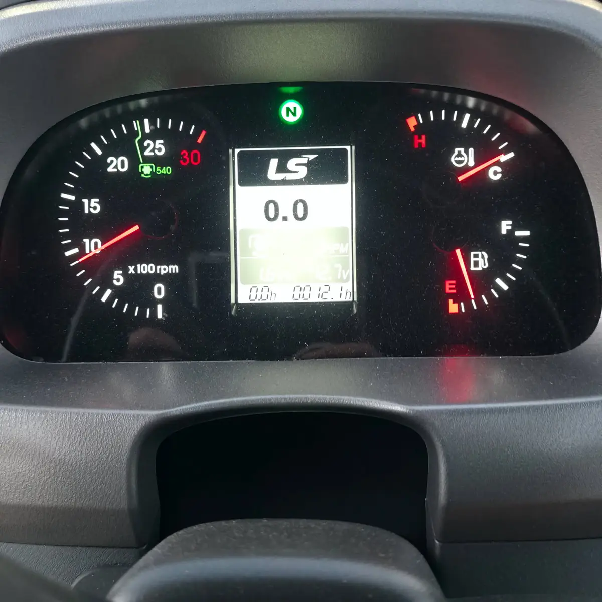 Digital instrument cluster