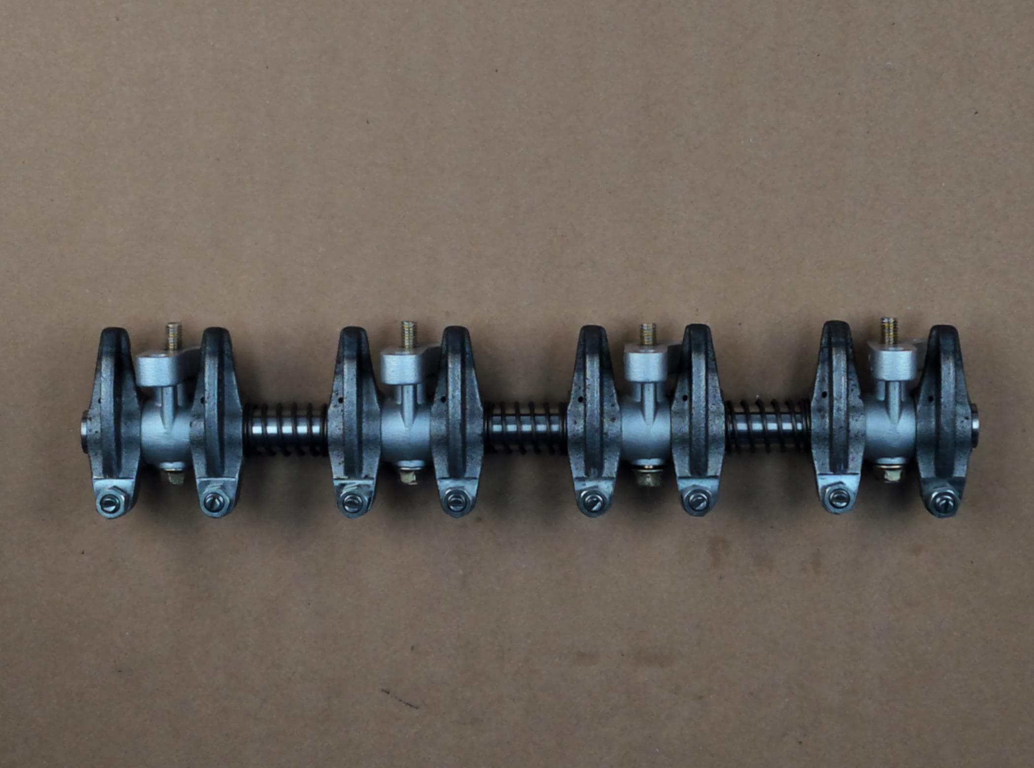 Rocker+shaft Assy Q121