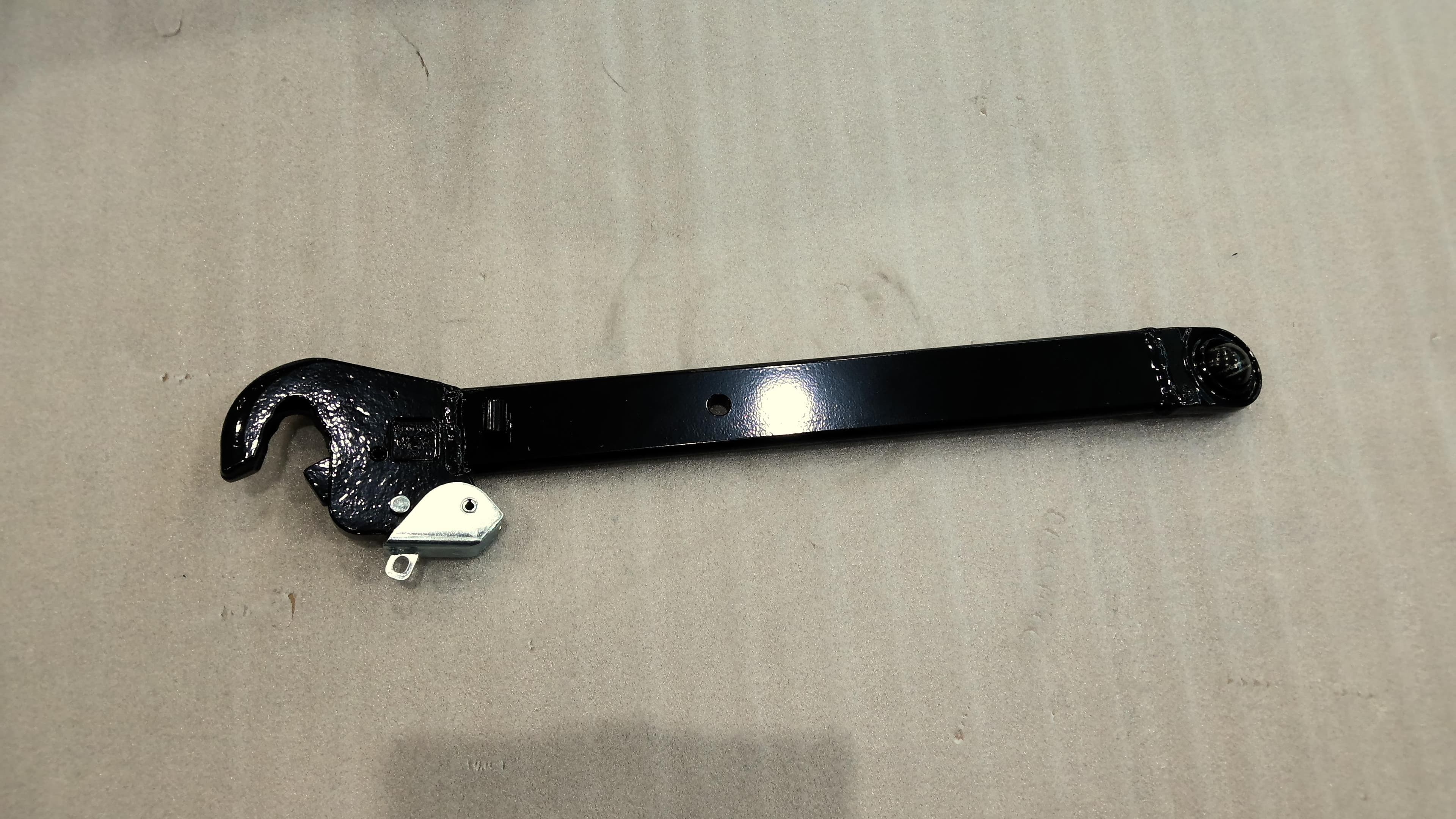 Link Assembly Lower