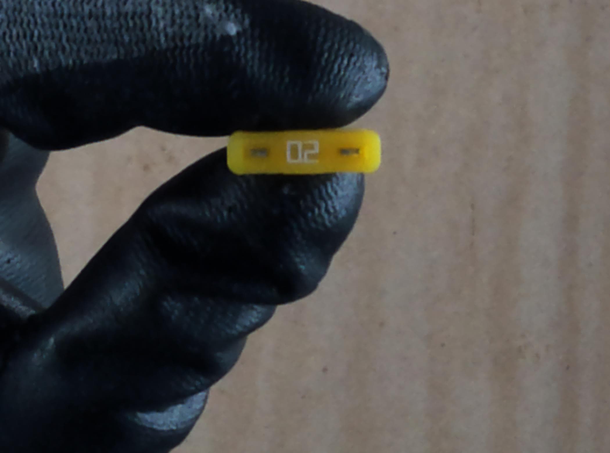 Fuse 20a A0751007