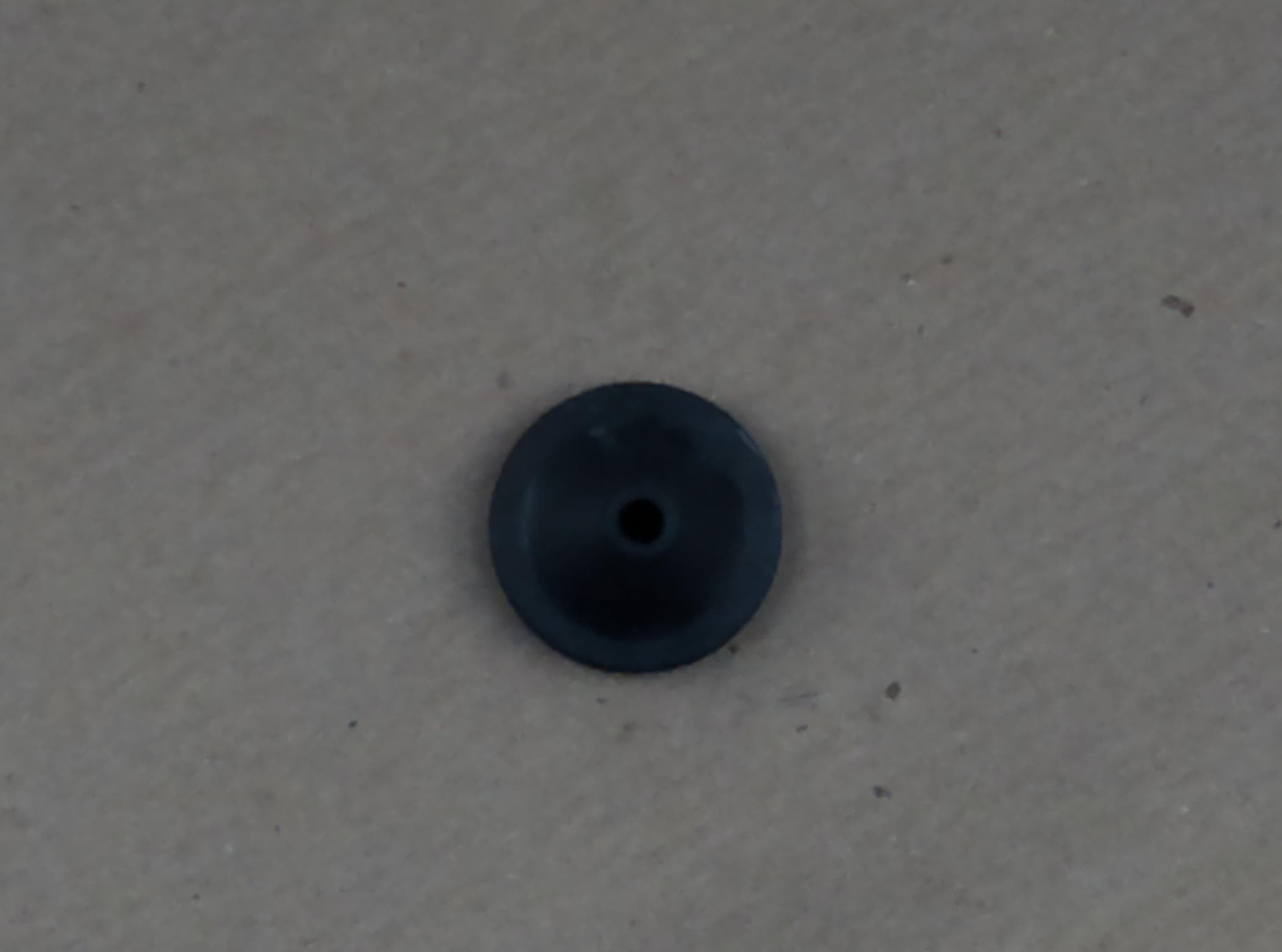 Grommet