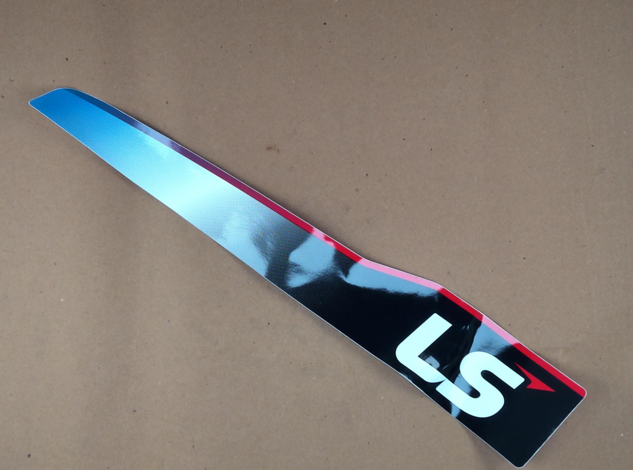 Decal Ls Left