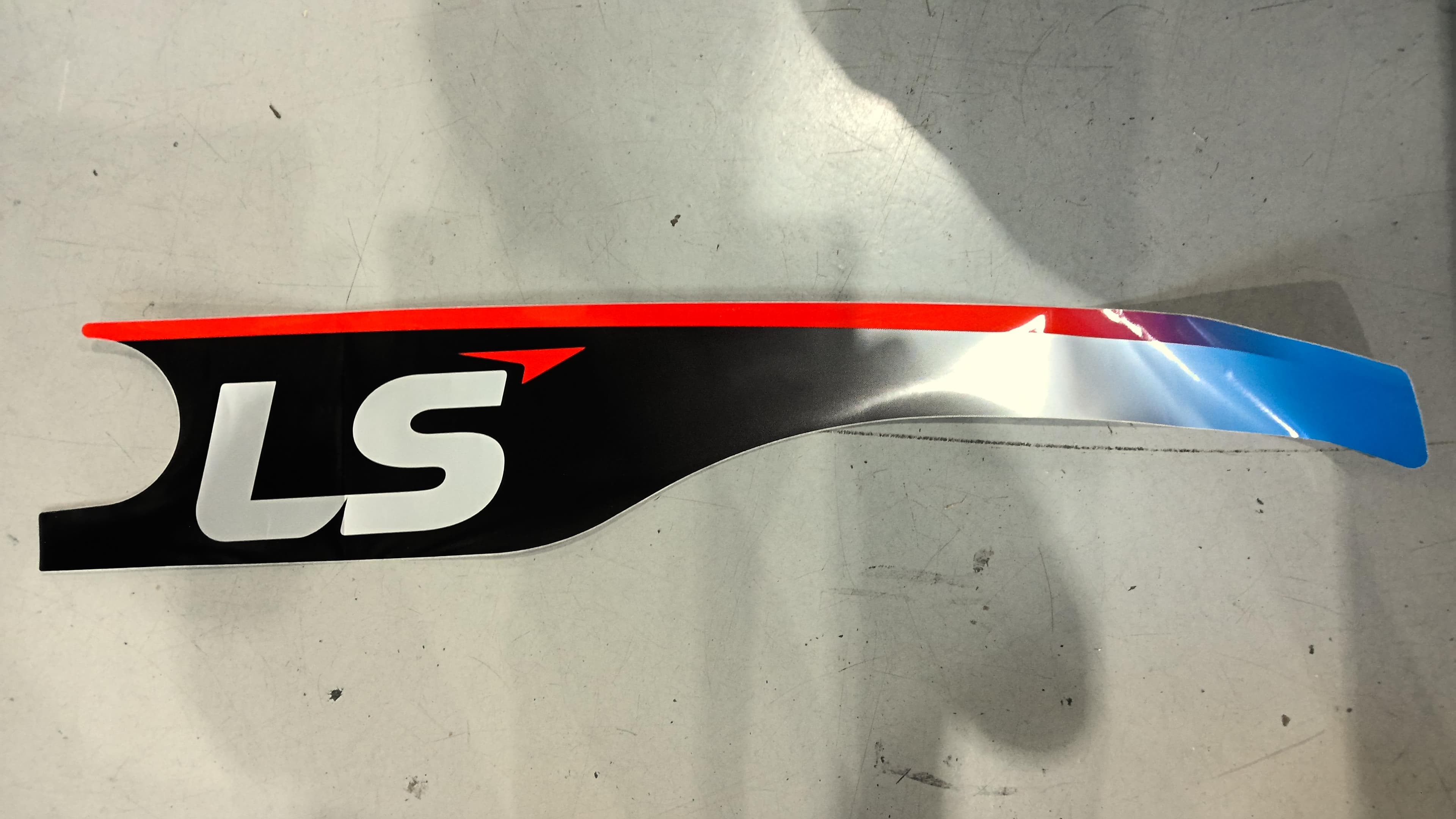 Decal Ls Right