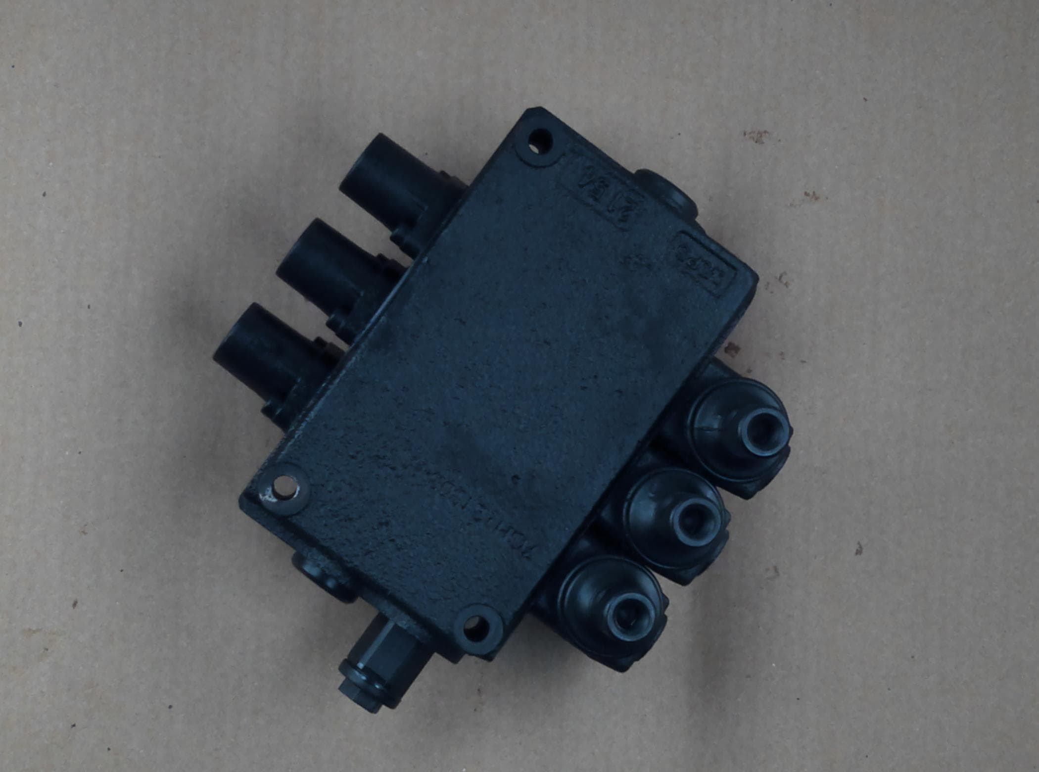 Valve R/control ROPS
