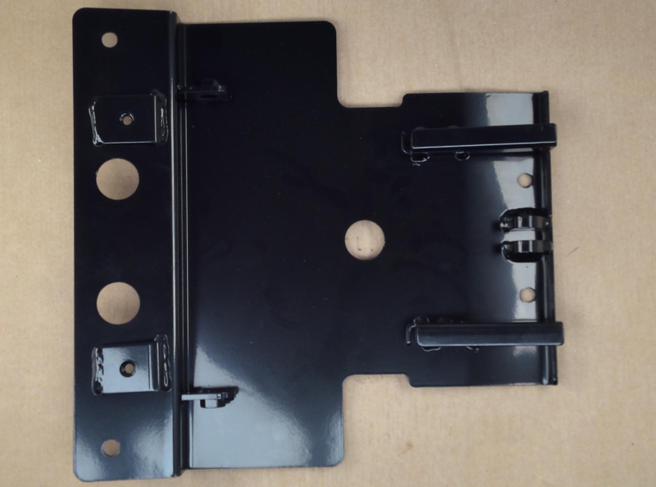 Bracket Reversible Lower