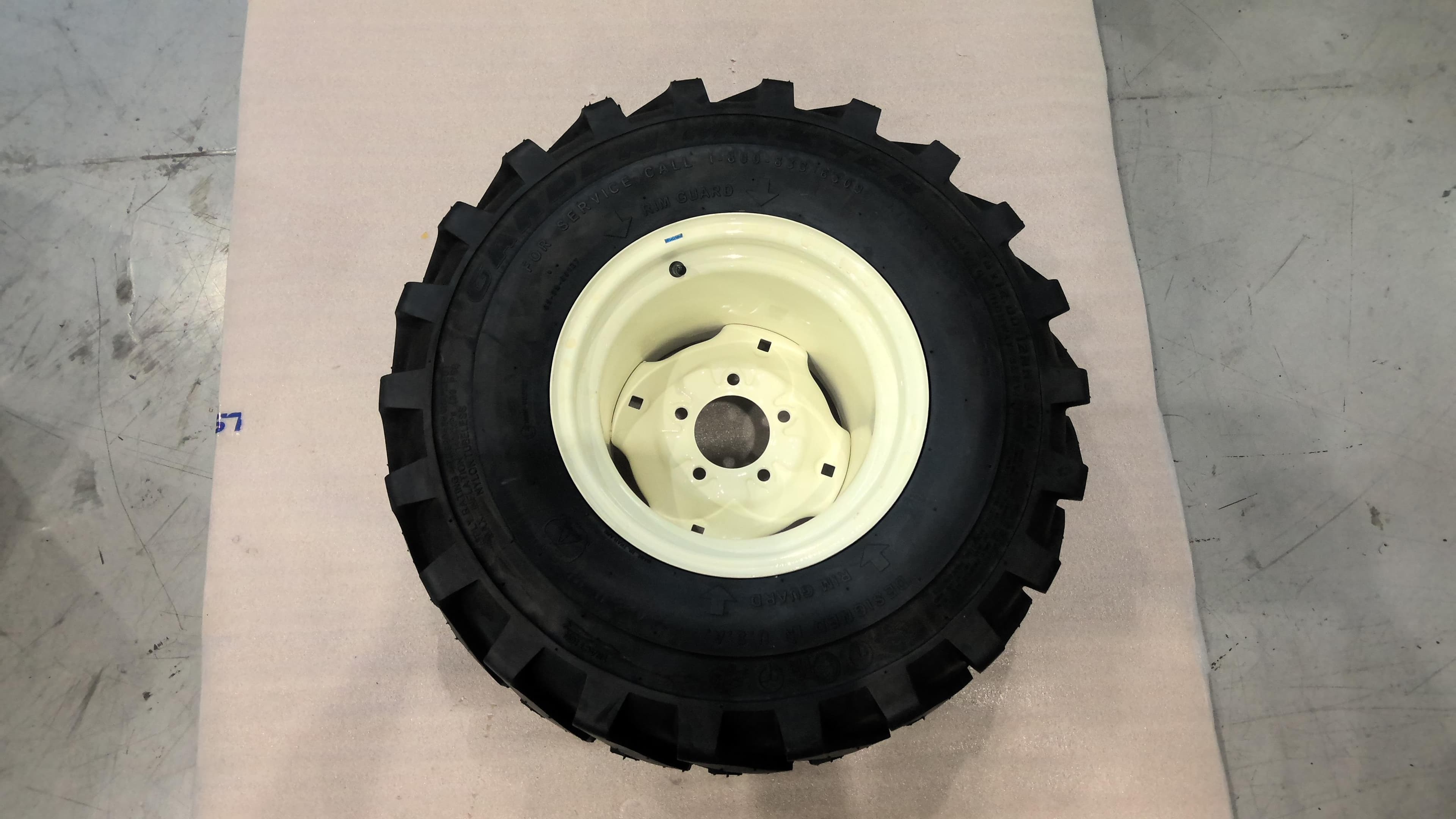 Whl Tire Assembly 12 Ind Left