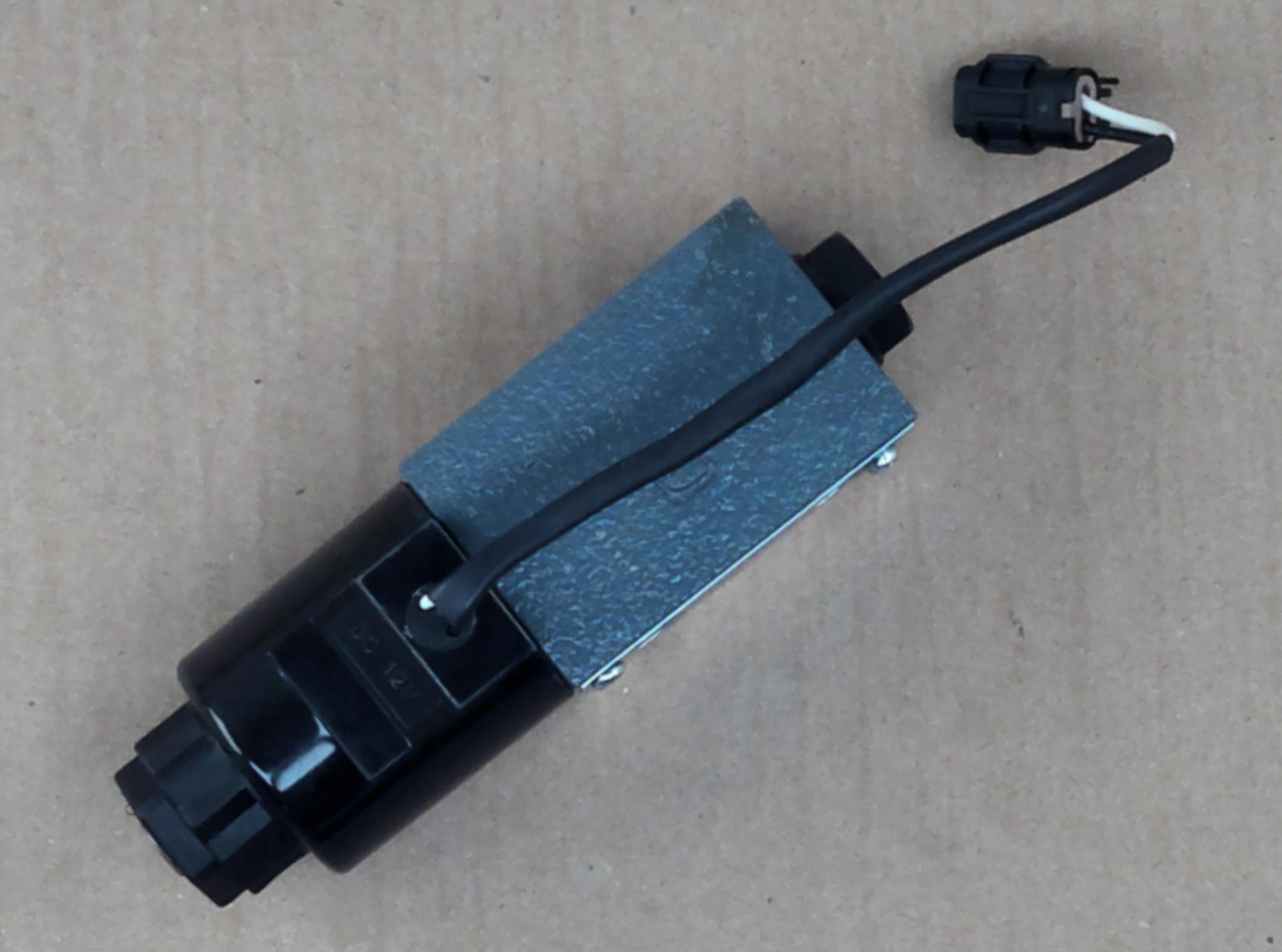 Valve Solenoid 2p4w Mt3 Trg822