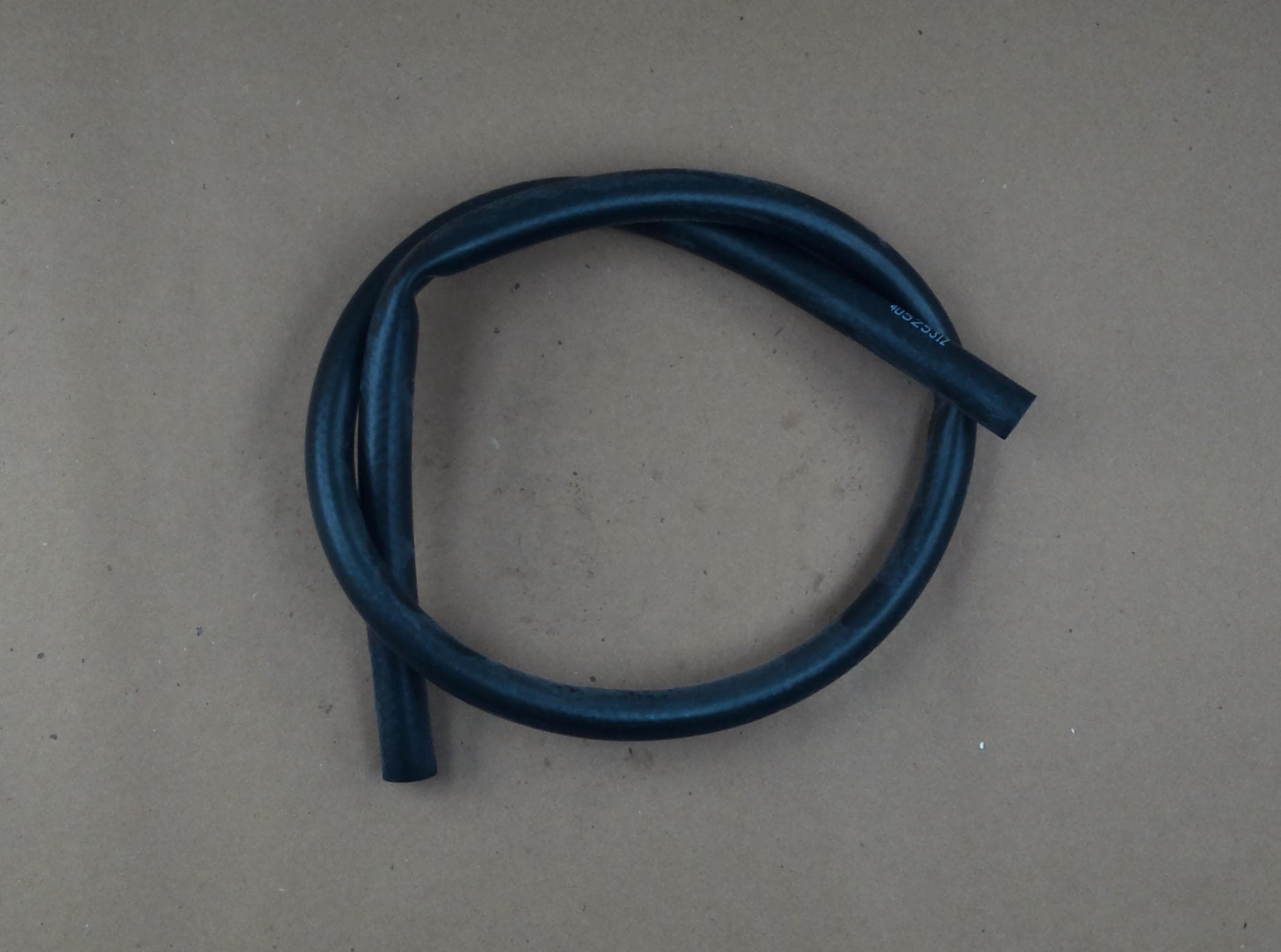 Hose High Temp Lower 31.7KW Tr