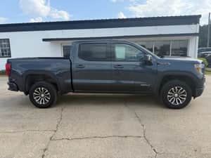 2020 GMC Sierra 1500 AT4 - Photo 2