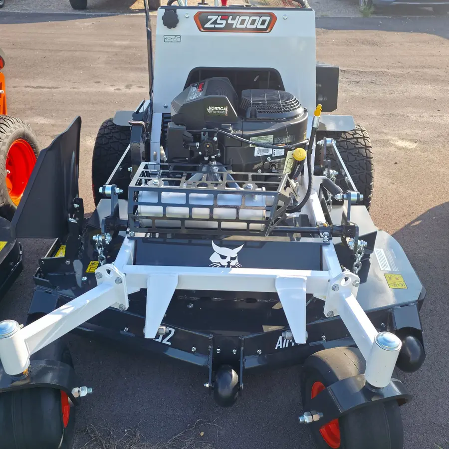 Bobcat ZS4000 Stand-On Mower
