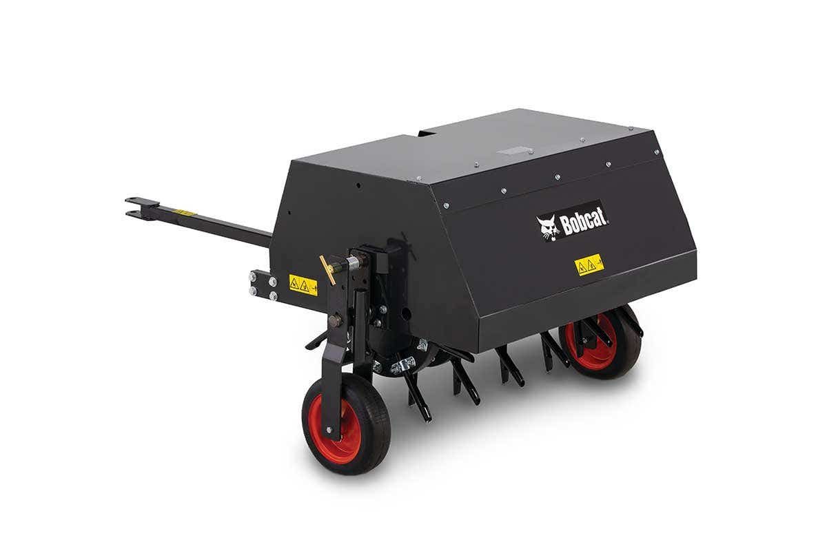 Bobcat AE36 tractor-drawn aerator