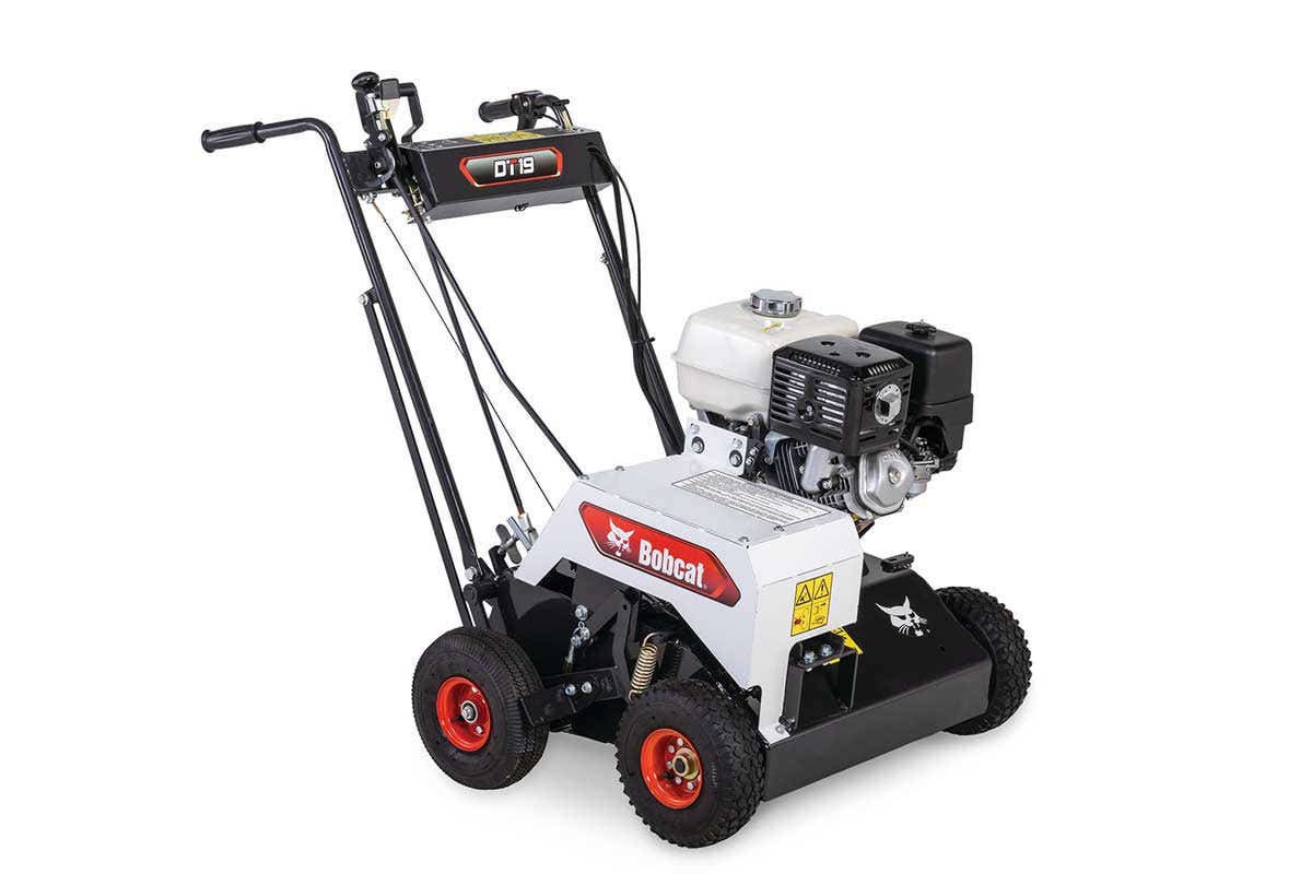 Bobcat DT19 dethatcher