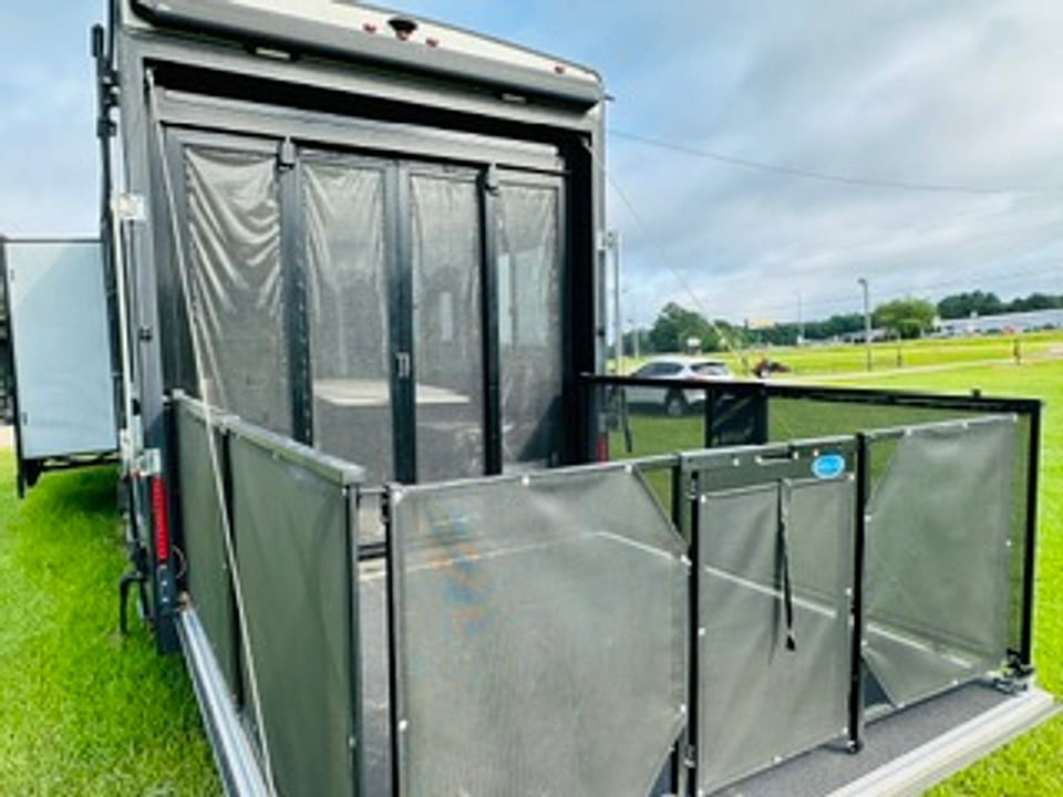 2018 Heartland Cyclone HD Edition Toy Hauler photo 33